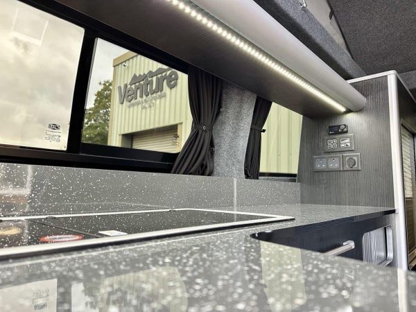 NEW FORD CAMPERVAN (SWB) TRANSIT REDLINE CUSTOM RS BLUE METALLIC (2023) - Image 13