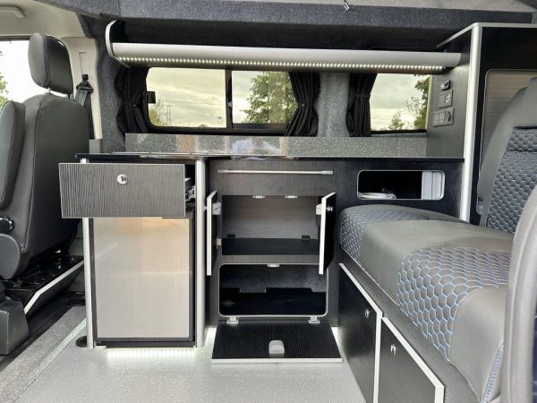 NEW FORD CAMPERVAN (SWB) TRANSIT REDLINE CUSTOM RS BLUE METALLIC (2023) - Image 9