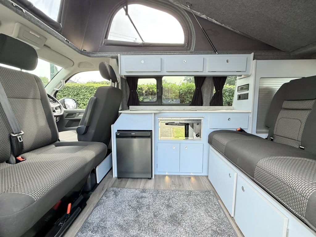 Used (2021) VW Pure Grey SWB Redline Sport Campervan (Manual) - Image 7