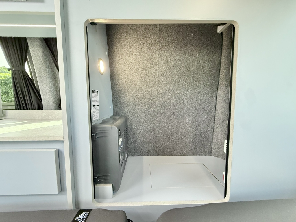 Used (2021) VW Pure Grey SWB Redline Sport Campervan (Manual) - Image 15