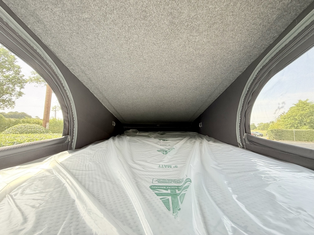 Used (2021) VW Pure Grey SWB Redline Sport Campervan (Manual) - Image 33