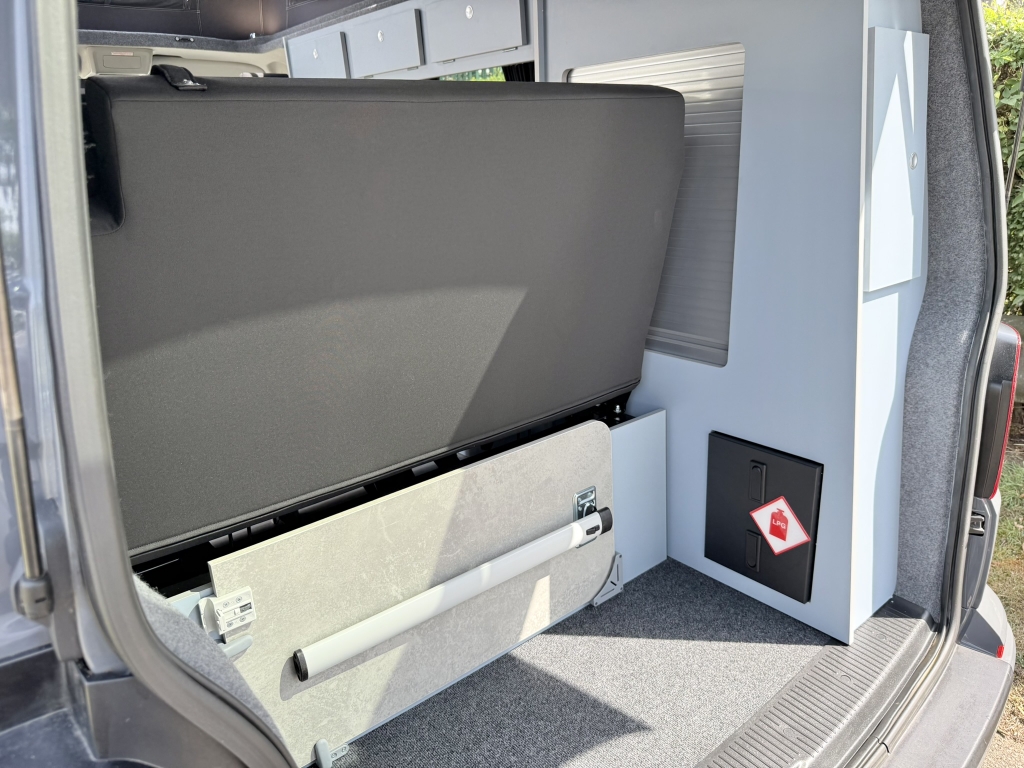 Used (2021) VW Pure Grey SWB Redline Sport Campervan (Manual) - Image 51