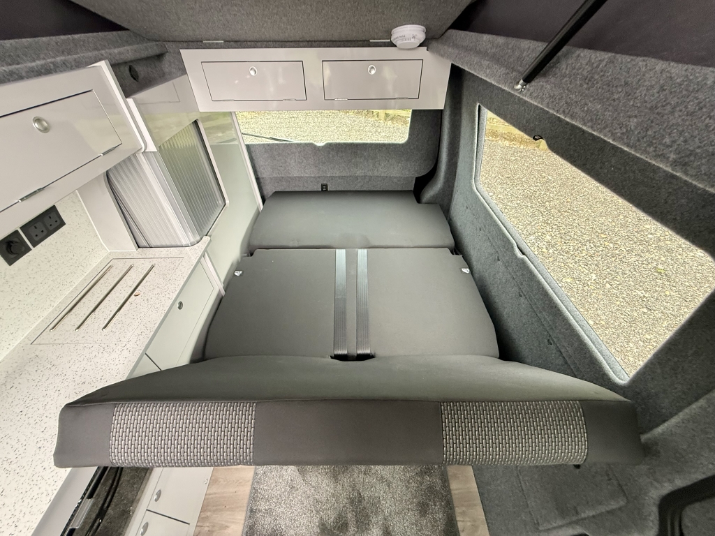 New 2024 VW T6.1 DSG Black Redline Sport+ LWB Campervan - Image 30