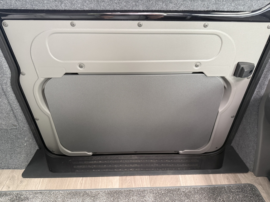 New 2024 VW T6.1 DSG Black Redline Sport+ LWB Campervan - Image 36