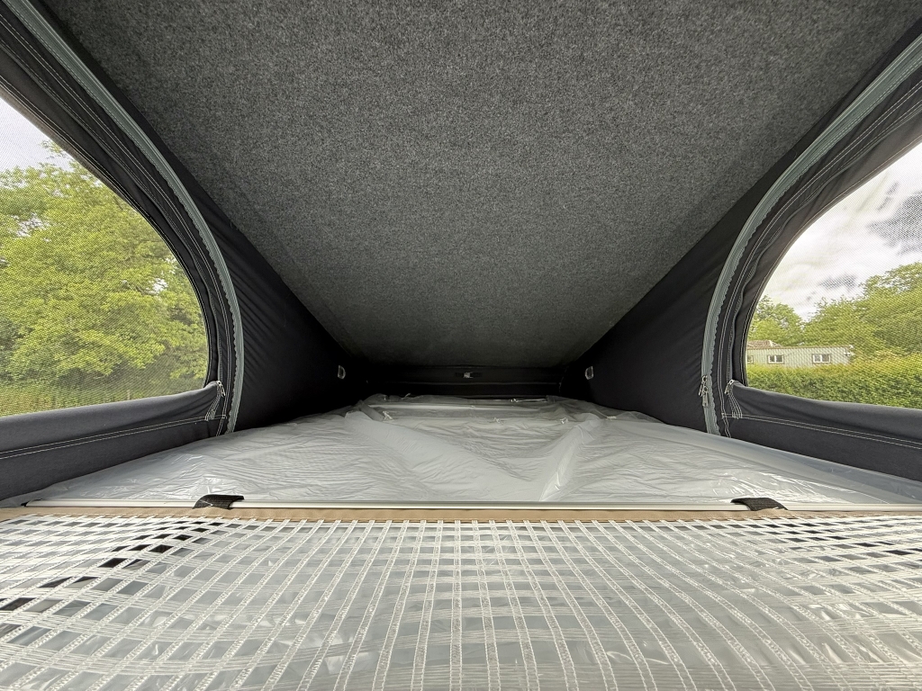 Newly Converted 2022 (72) Redline Classic SWB VW T6.1 Campervan - Image 26